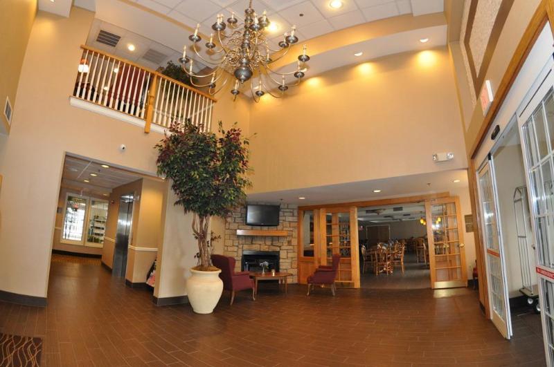 Comfort Inn & Suites Sturbridge-Brimfield Buitenkant foto